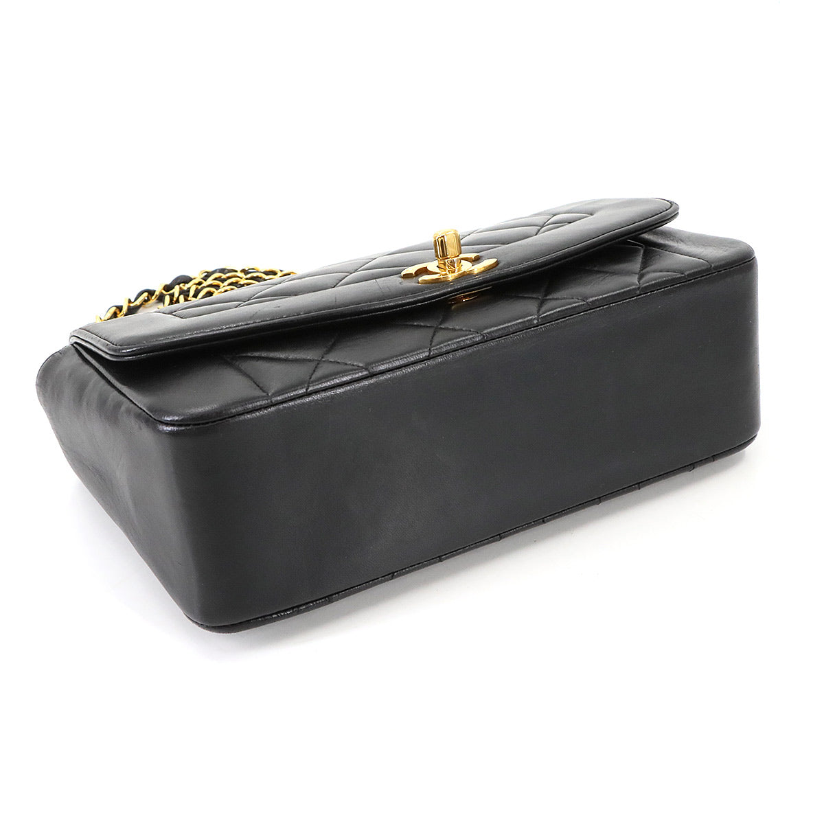 Diana Matelasse 22 Chain Shoulder Bag Leather A01164 Vintage 90287667