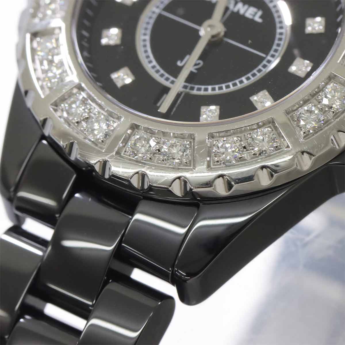 J12 33mm H2427 Diamond Quartz Ceramic Date Black Dial Ladies