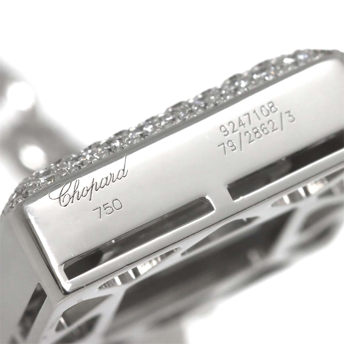 Happy Diamond Sapphire Square Necklace 18K White Gold 750