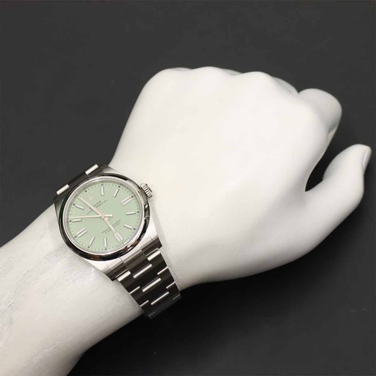 Oyster Perpetual 134300 Serial Random Automatic Pistachio Dial