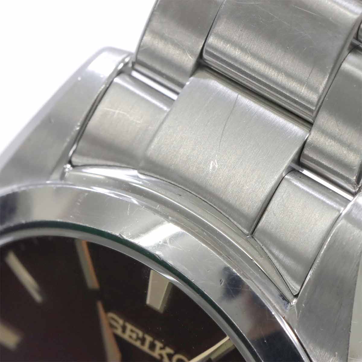 GRAND SEIKO SBGV027 9F82 0AG0 Date Quartz Red Dial Mens Watch