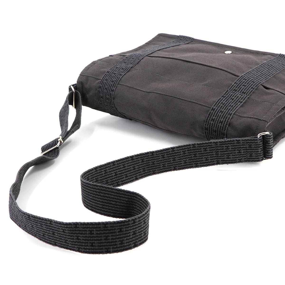 Her Line Besace MM Shoulder Bag Canvas Gray Purse