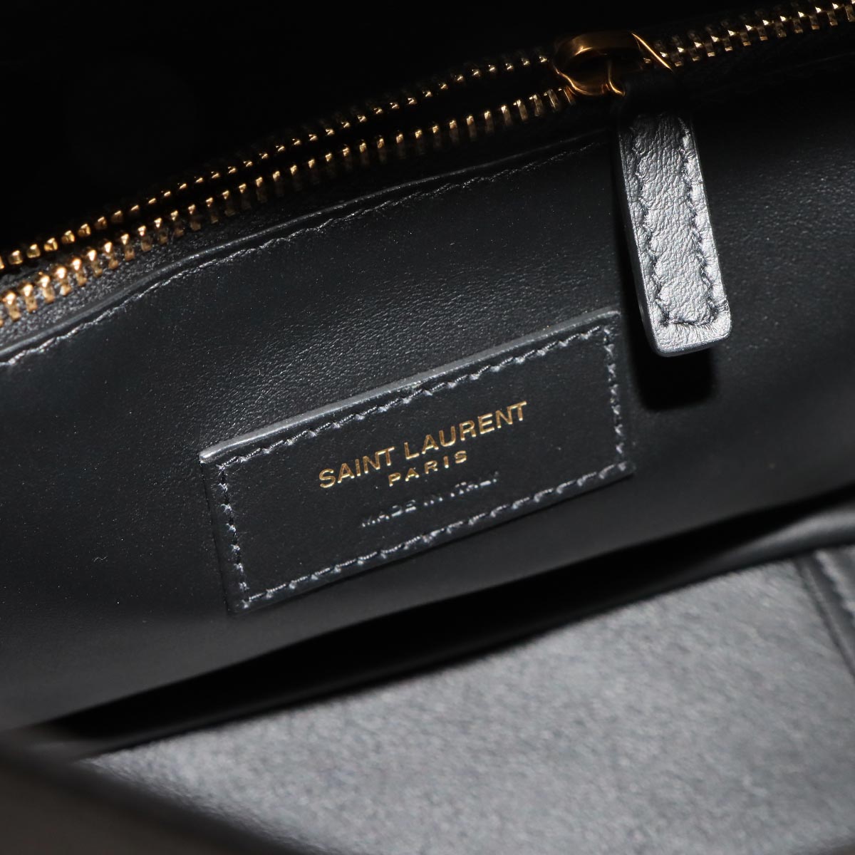 LE 5 A 7 Small Shoulder Bag Leather Black 713938