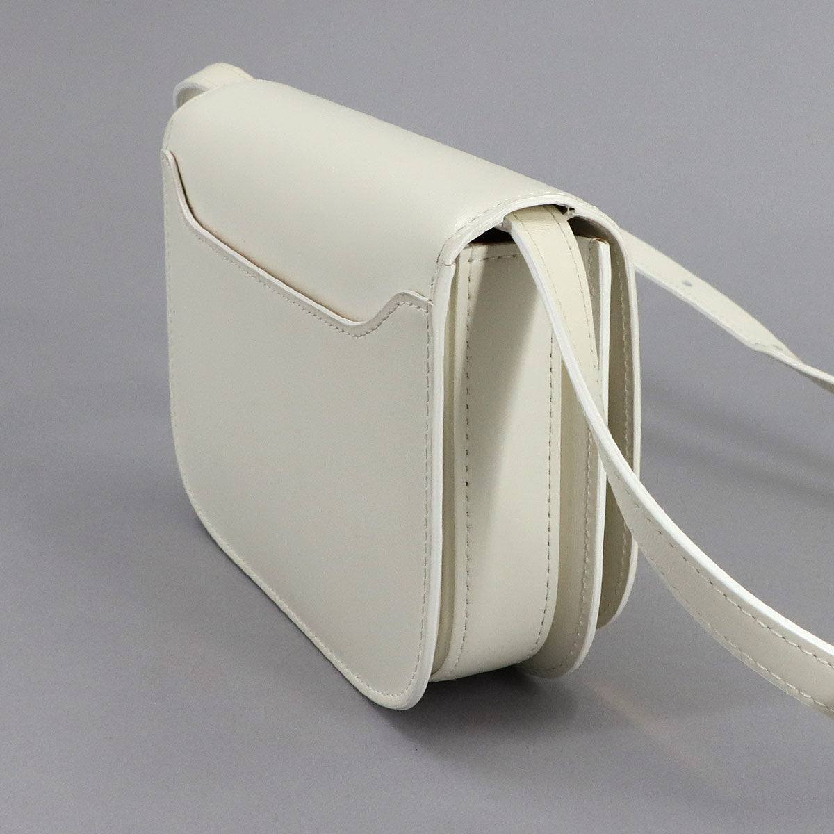 Lingot Small Shoulder Bag Leather White Purse
