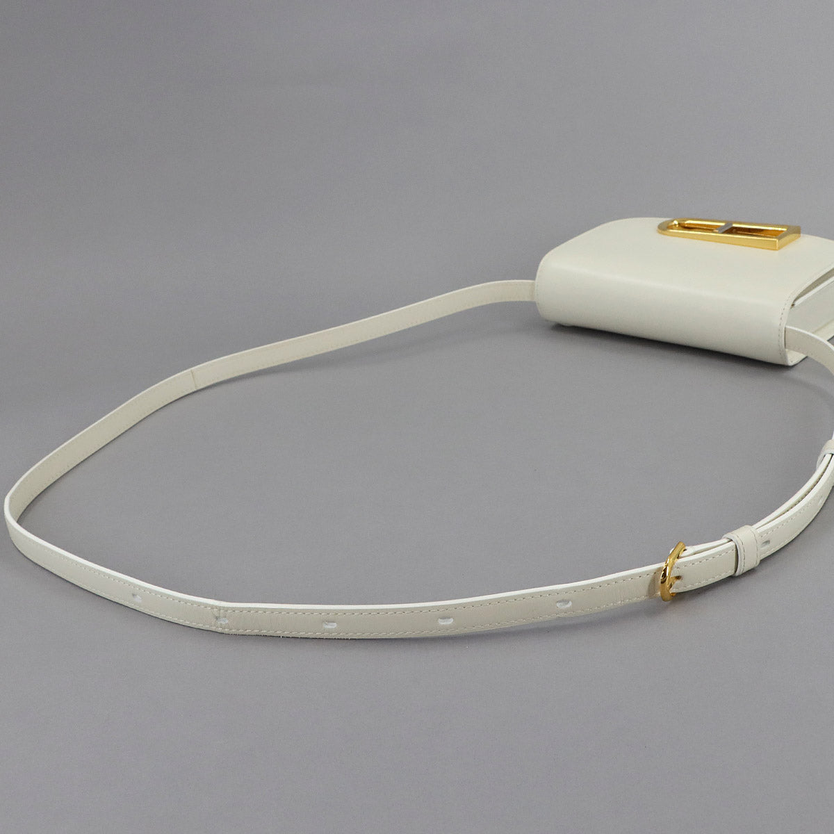 Lingot Small Shoulder Bag Leather White Purse