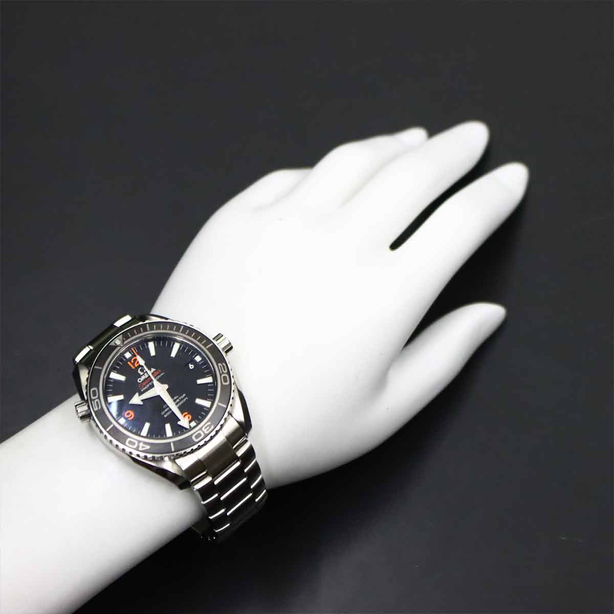 Seamaster Planet Ocean 600M 232 30 42 21 01 003 Black Dial