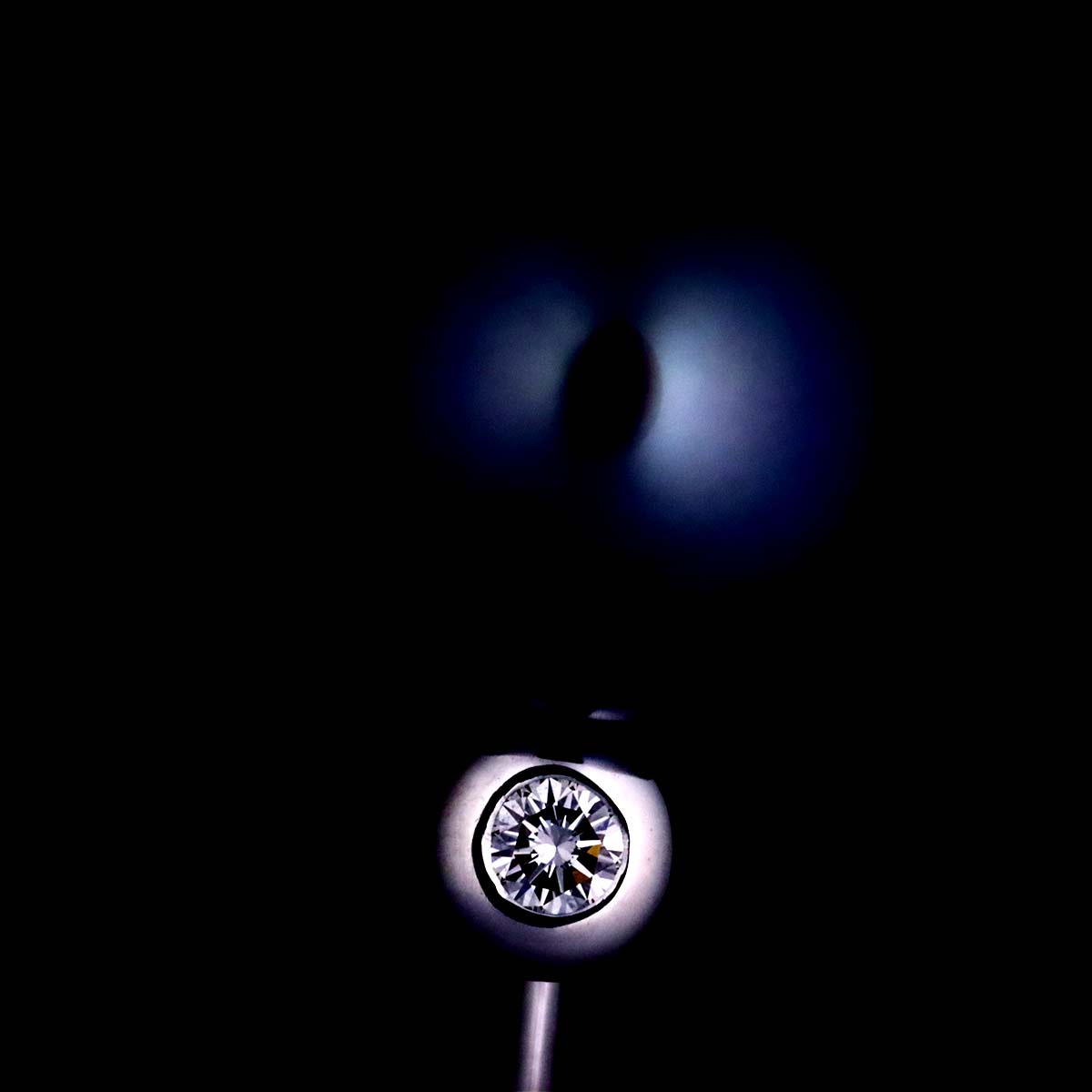 Black Pearl Diamond Earrings 18K WG 750