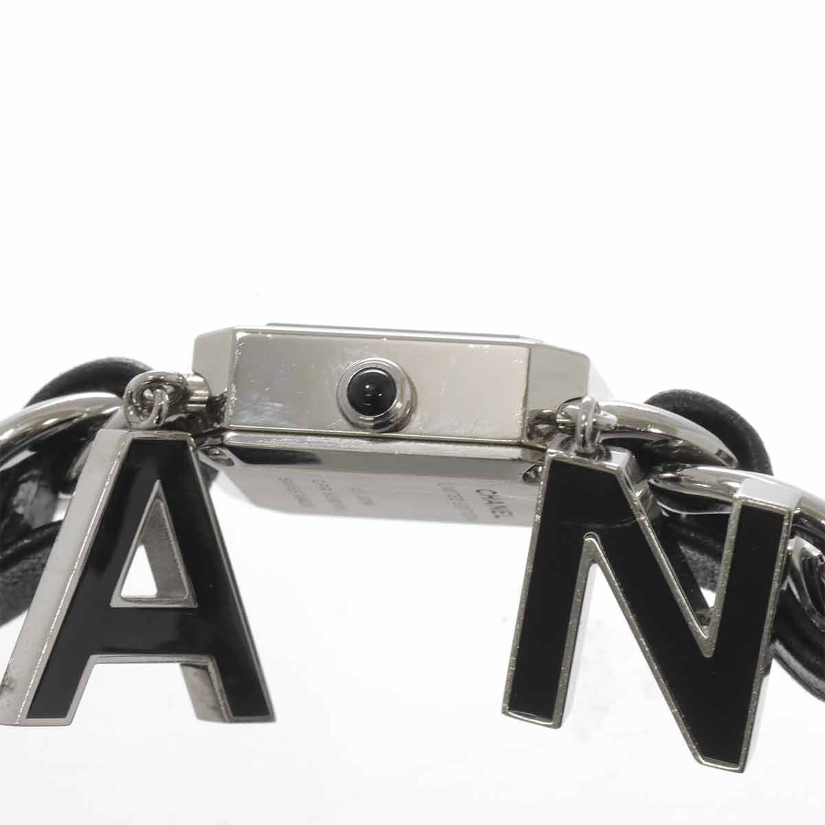 Premiere Wanted de Chanel H7471 Quartz Black Dial Watch