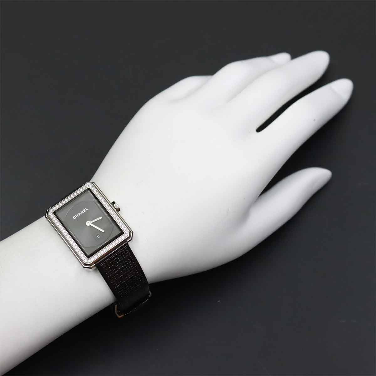 Boy Friend H5318 Diamond Bezel Quartz Black Dial Boys Watch
