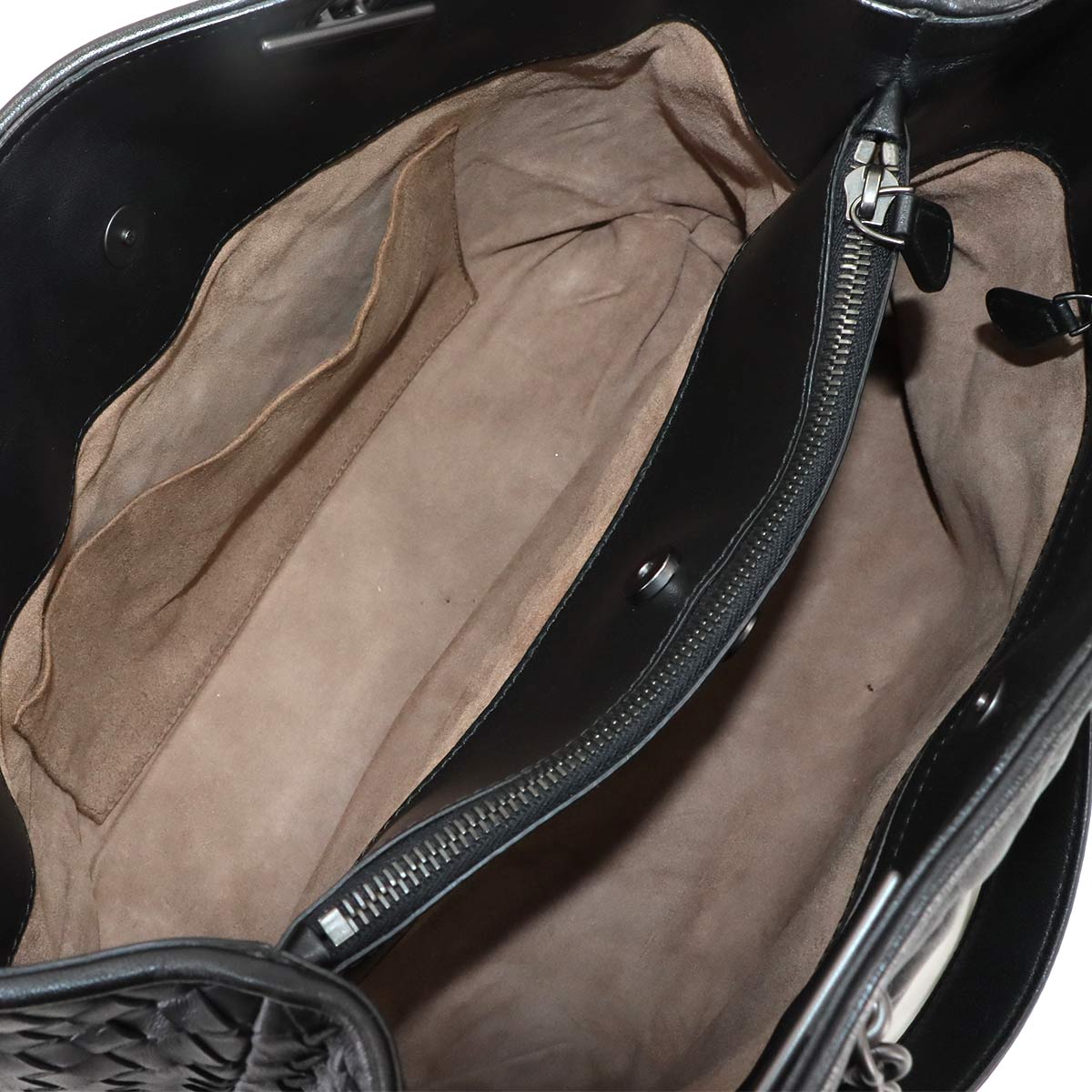 Intrecciato Studs Chain Tote Bag Leather Black