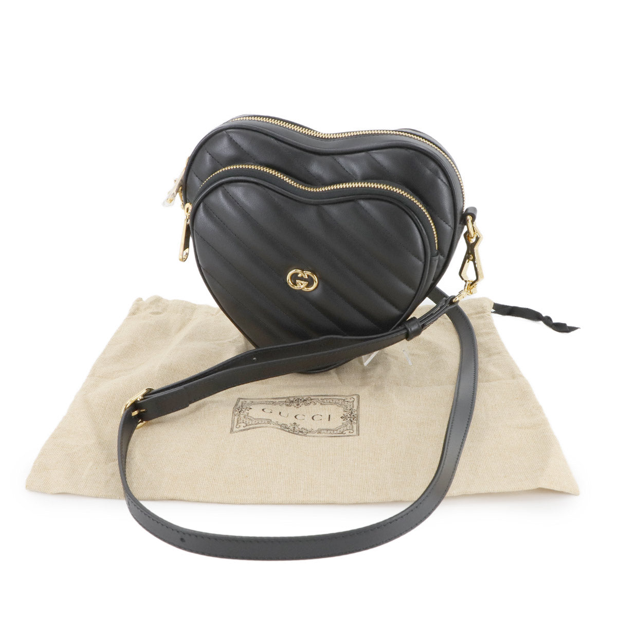 Interlocking G Heart Shoulder Bag Leather Black 751628 Purse