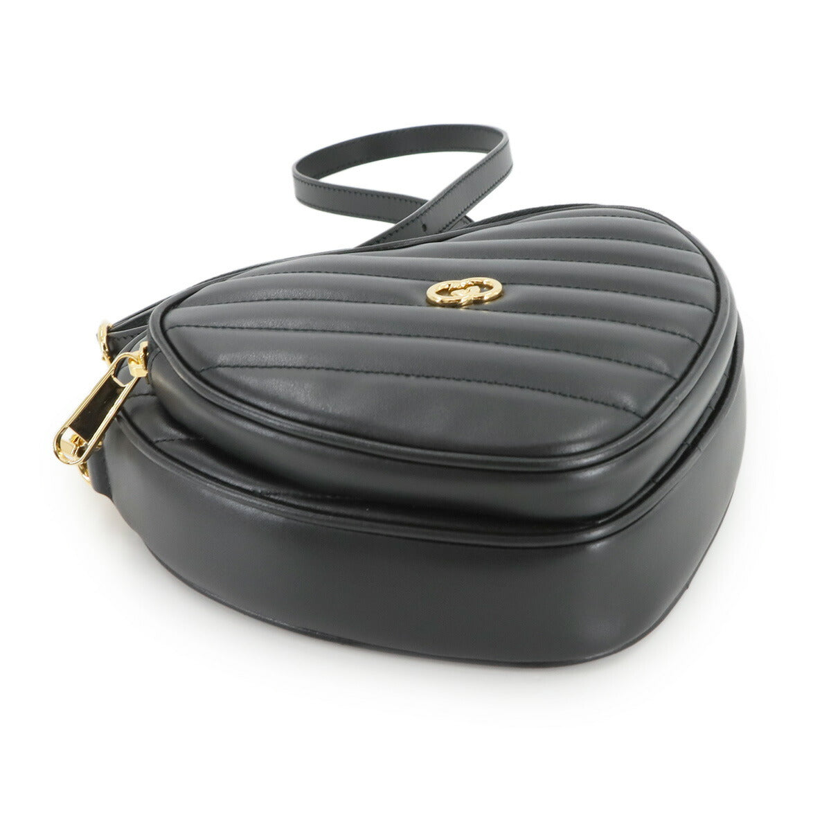 Interlocking G Heart Shoulder Bag Leather Black 751628 Purse