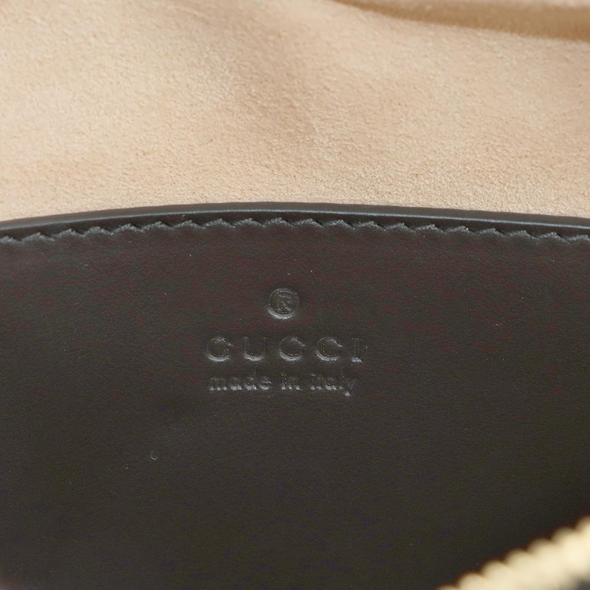 Interlocking G Heart Shoulder Bag Leather Black 751628 Purse