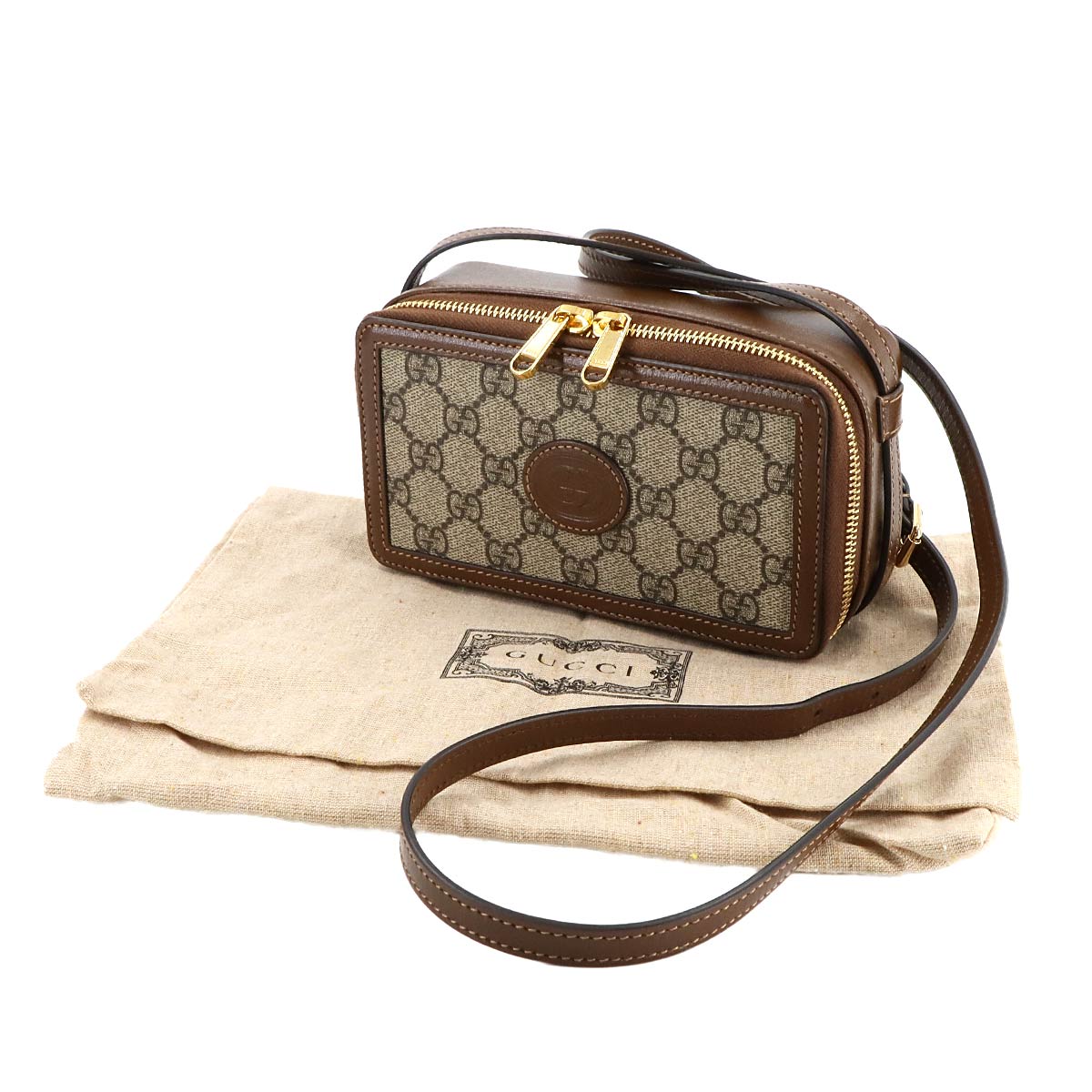 Interlocking G Shoulder Bag GG Supreme canvas Leather 671674