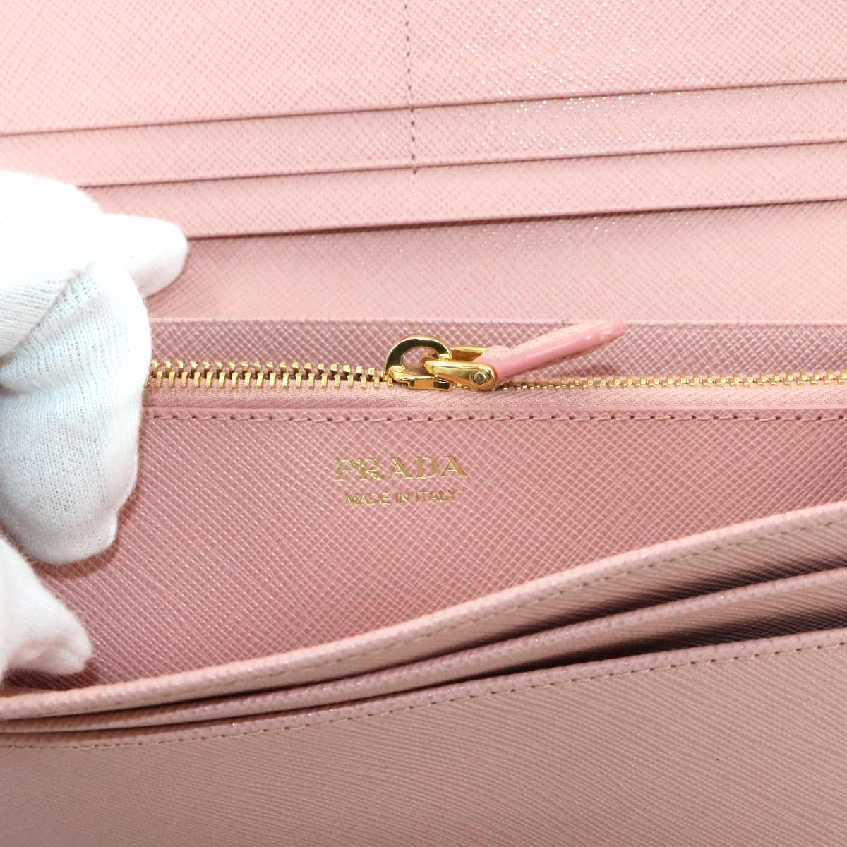 Saffiano Long Wallet Leather Pink 1MH132 Purse Logos