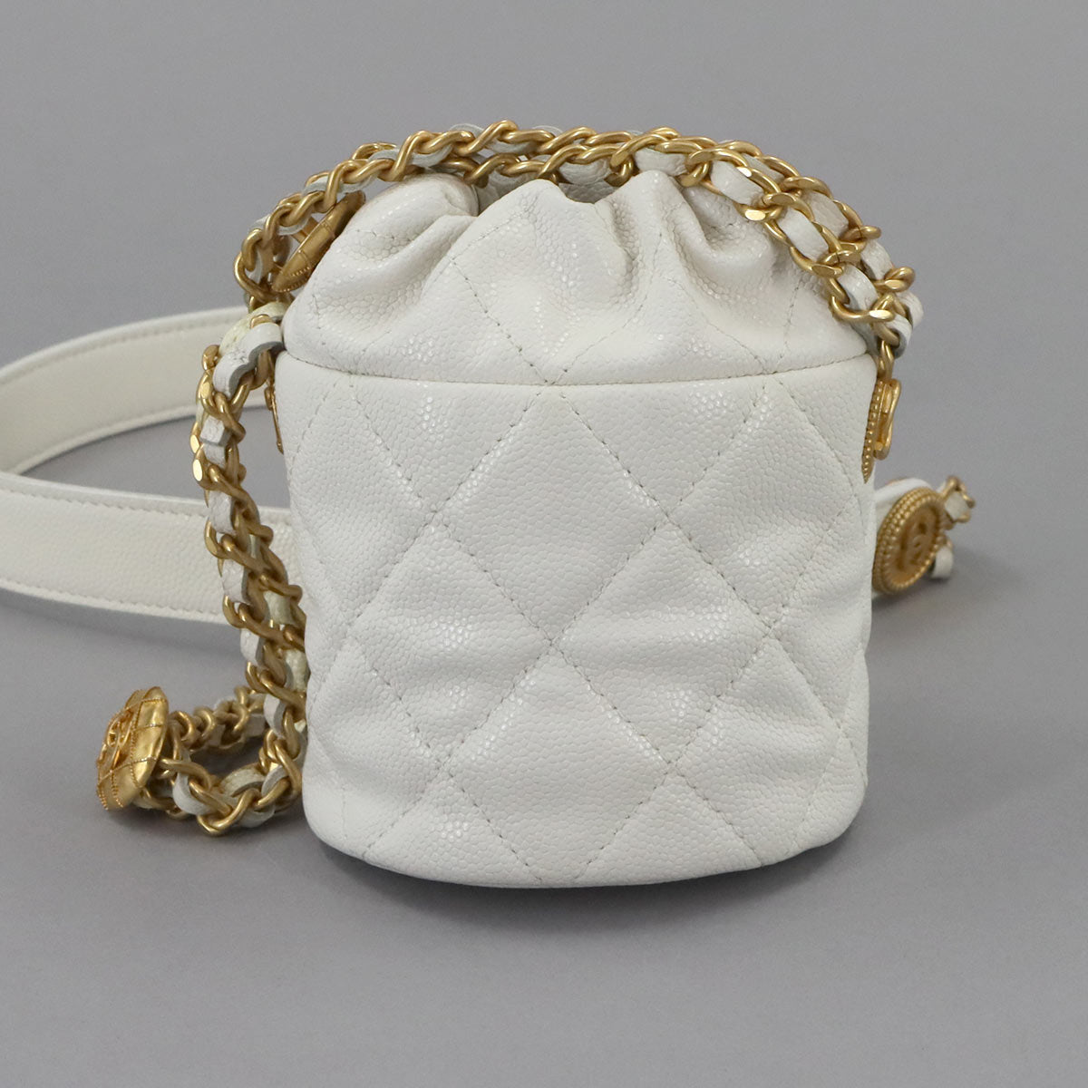 Matelase Chain Shoulder Bag Leather White