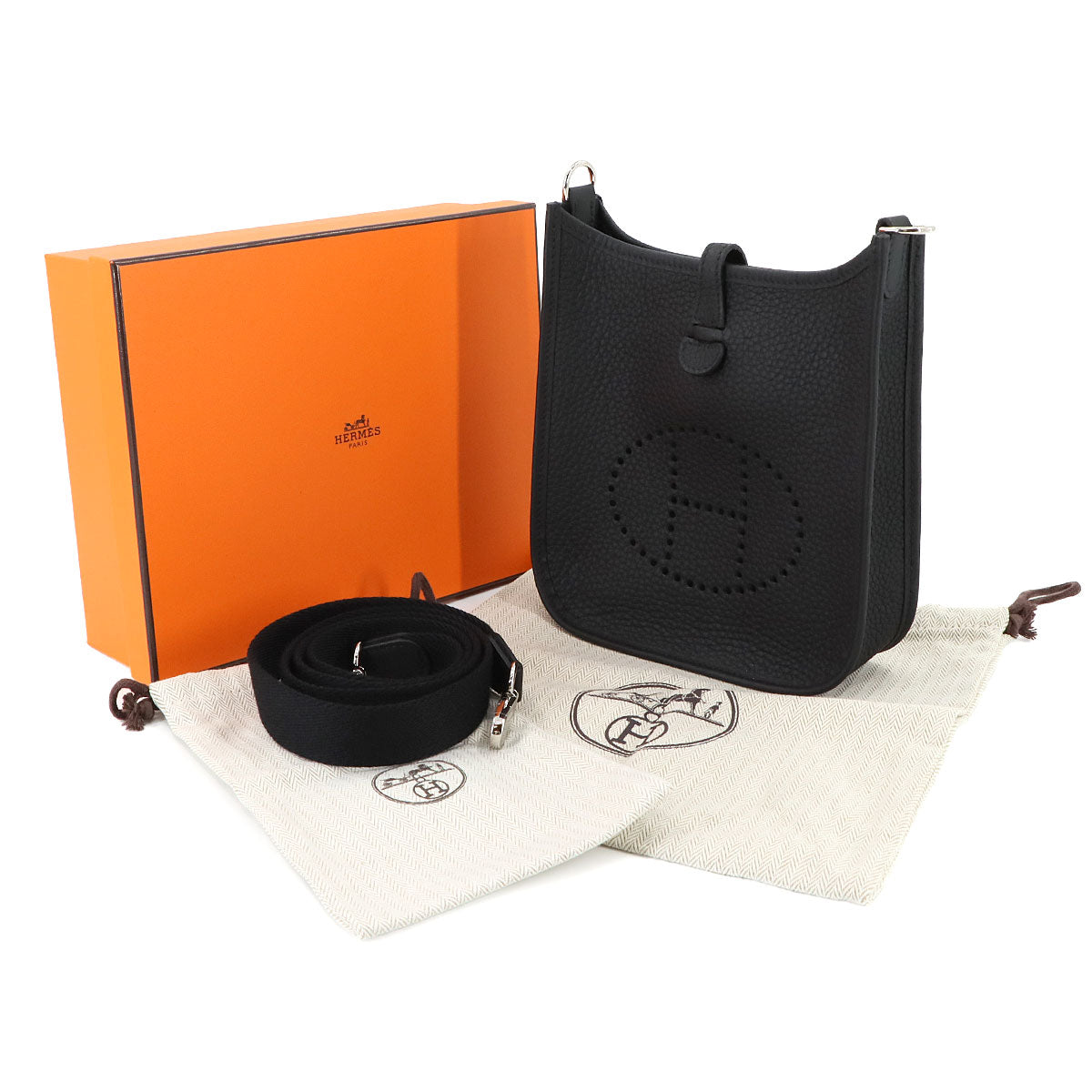 Evelyne Amazone TPM Shoulder Bag Taurillon Clemence Black