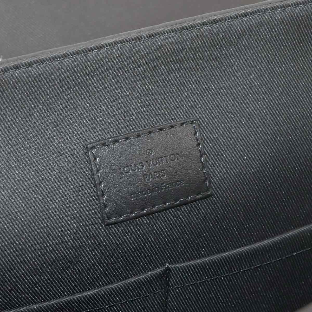 Christopher Messenger Shoulder Bag Leather Noir M58476