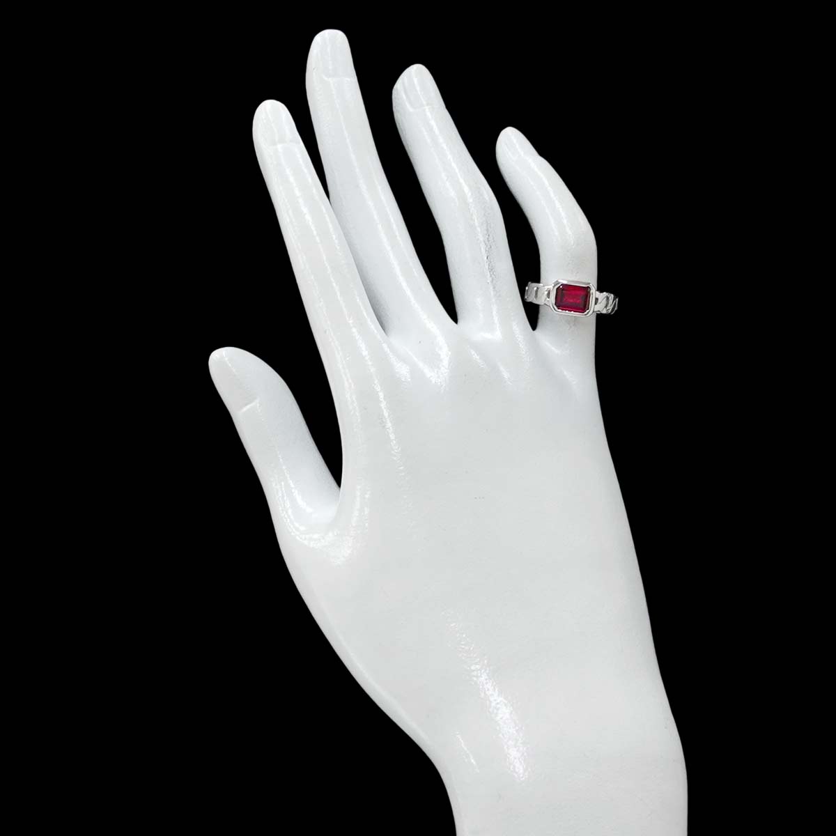 Garnet Ring 18K WG 750 Size 4-4.5(US)