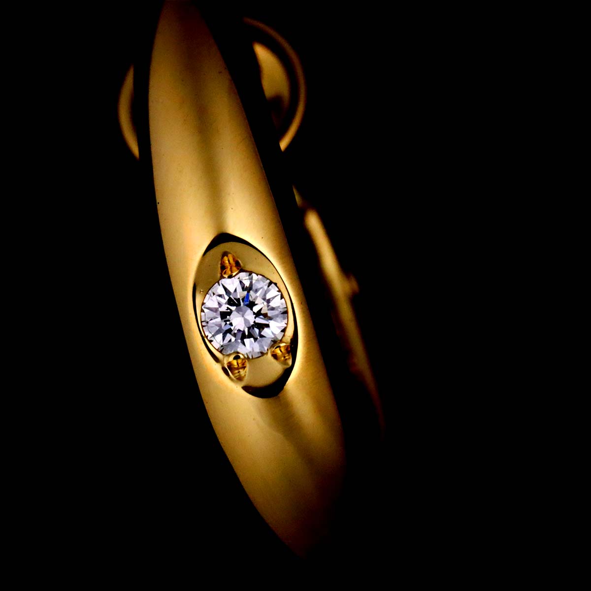 Akoya Pearl 7.8mm Diamond Earrings 18K Yellow Gold 750