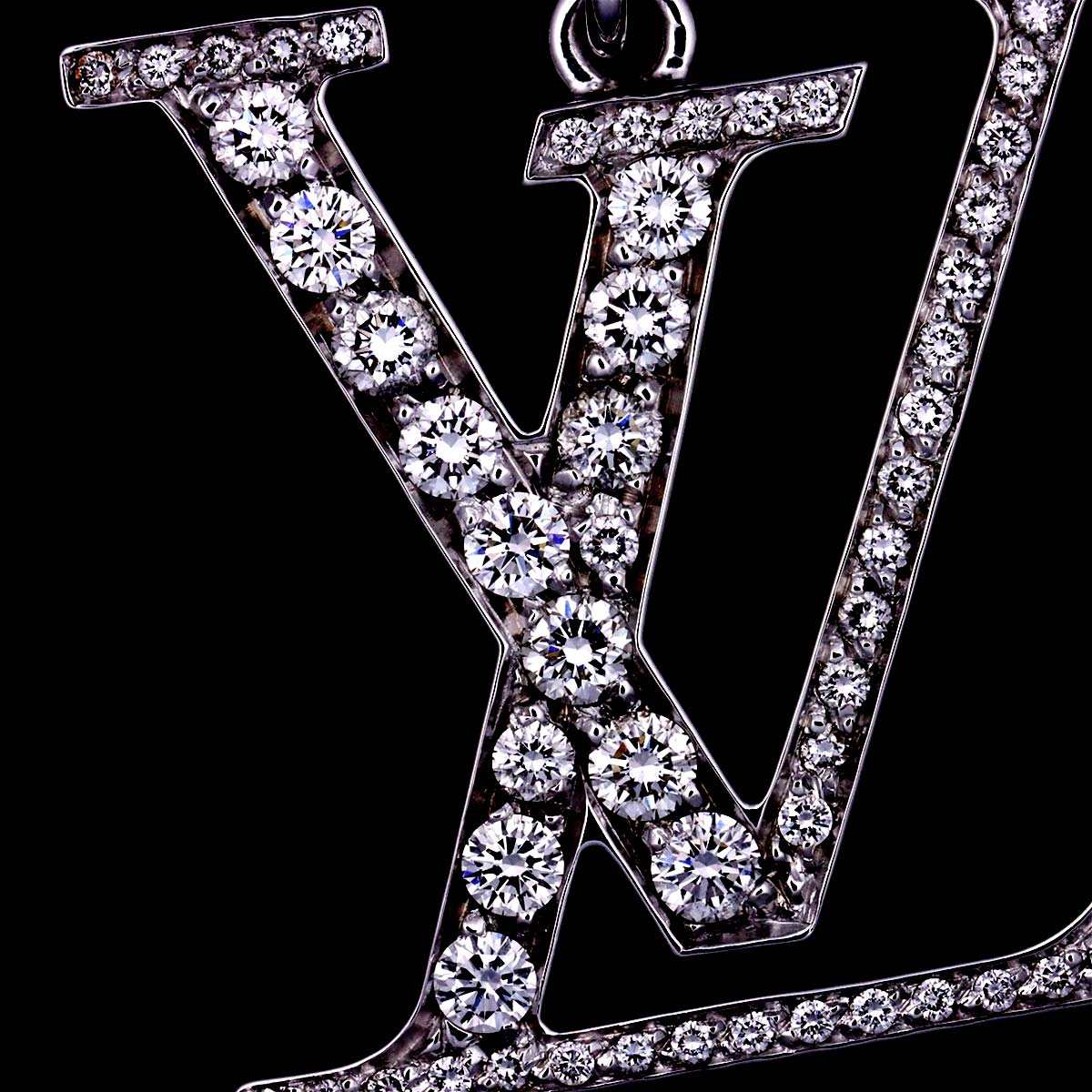 Pendentif LV Diamond Necklace 18K WG 750