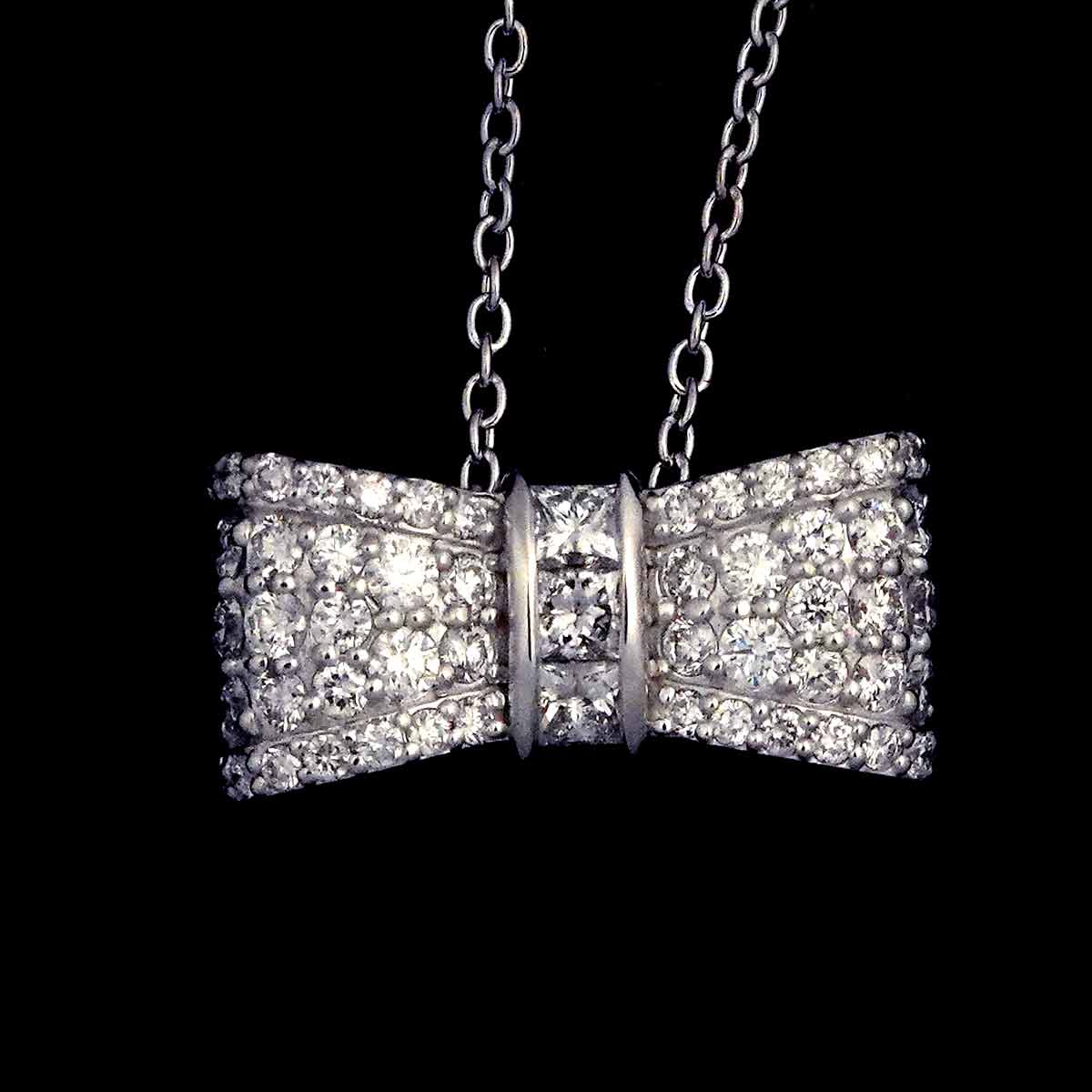 Diamond 0.48ct/0.15ct Necklace 18K White Gold 750