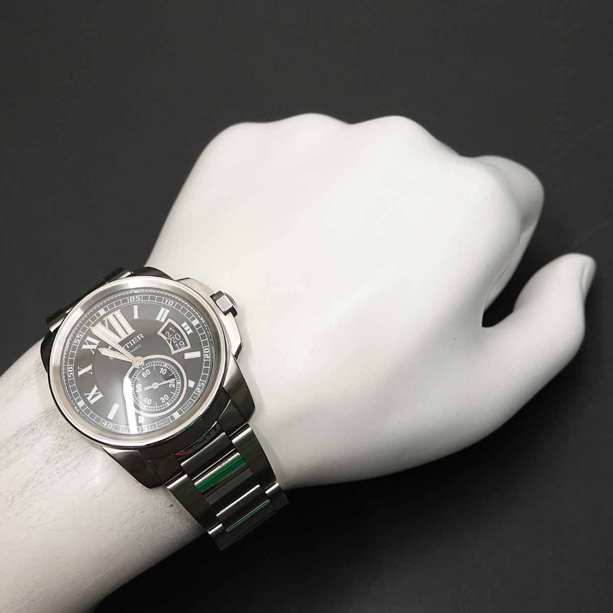 Calibre De Cartier W7100016 Date Black Dial Mens Watch