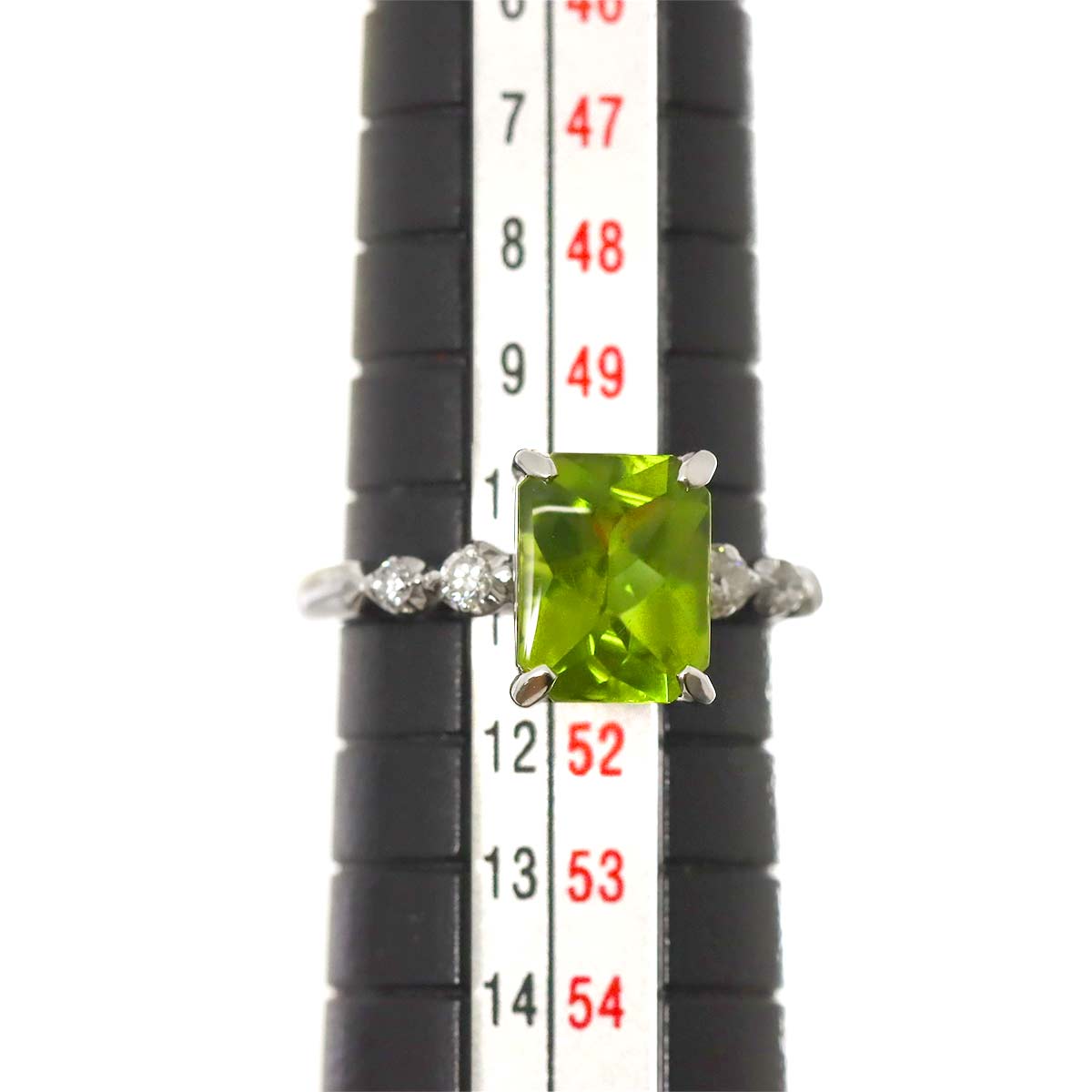 Peridot 2.26ct Diamond 0.11ct Ring 18K K18 WG size5.5-5.75(US)