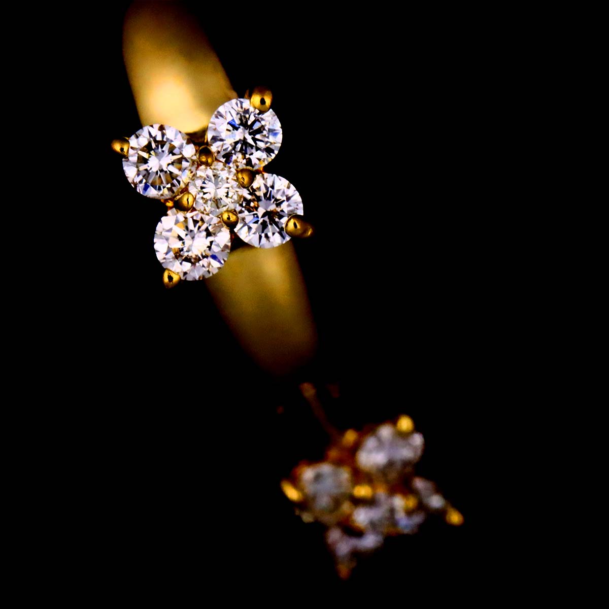 Diamond 0.20ct Earrings Clip on 18K YG 750 One Piece only