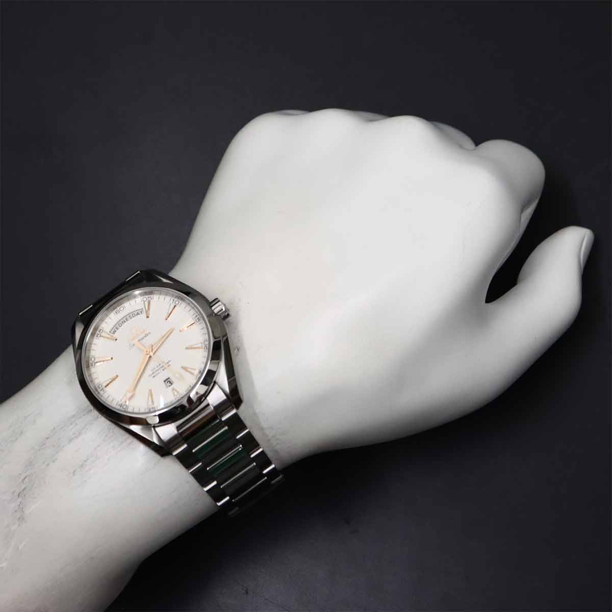 Seamaster Aqua Terra Co-Axial 231 10 42 22 02 001 Daydate Mens