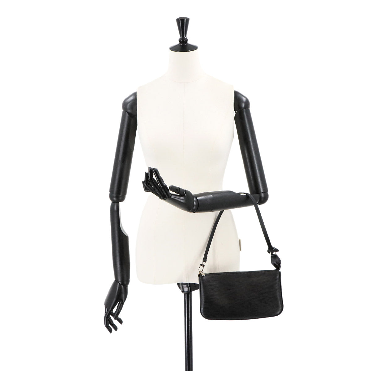 Epi Pochette Accessoires Hand Bag Leather Noir M40632