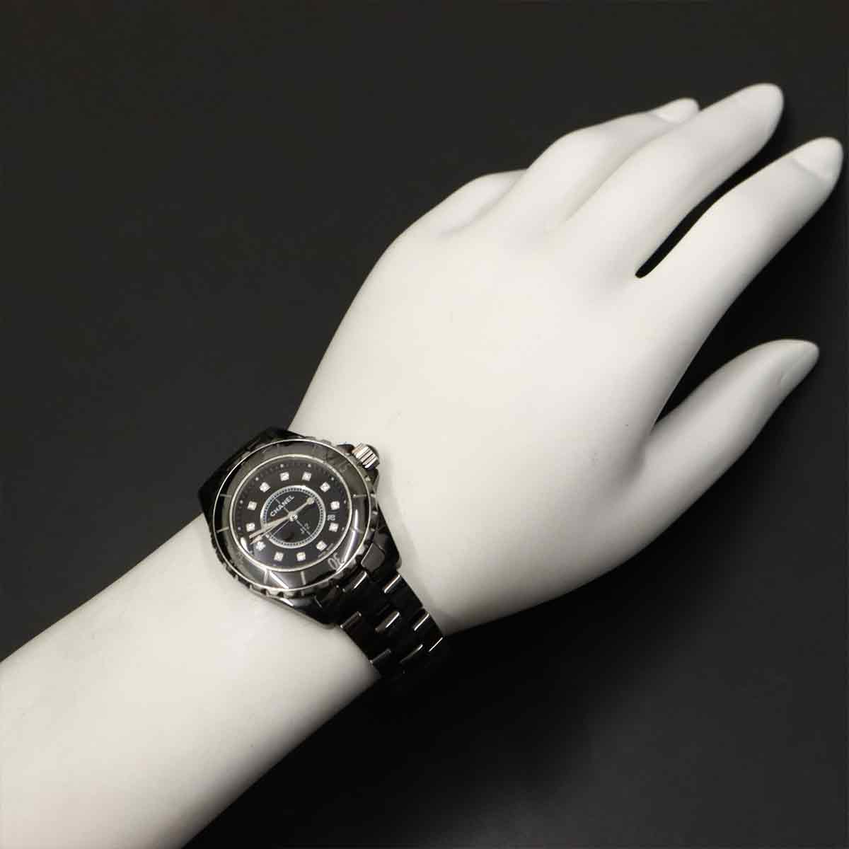 J12 H1625 12P Diamond Quartz Black Dial Ladies Watch