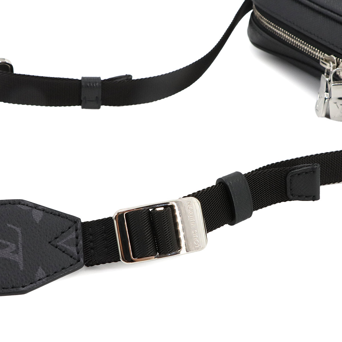 Taigarama Outdoor Messenger PM Eclipse Noir M30233 Purse