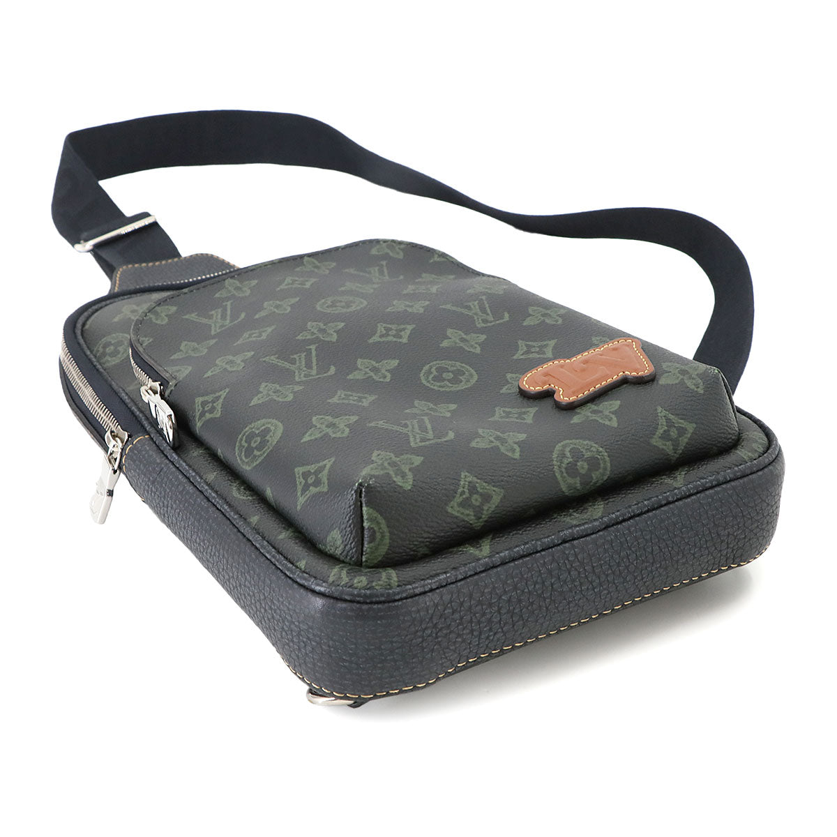 LV Fall Monogram Record Avenue Slingbag bag M46344