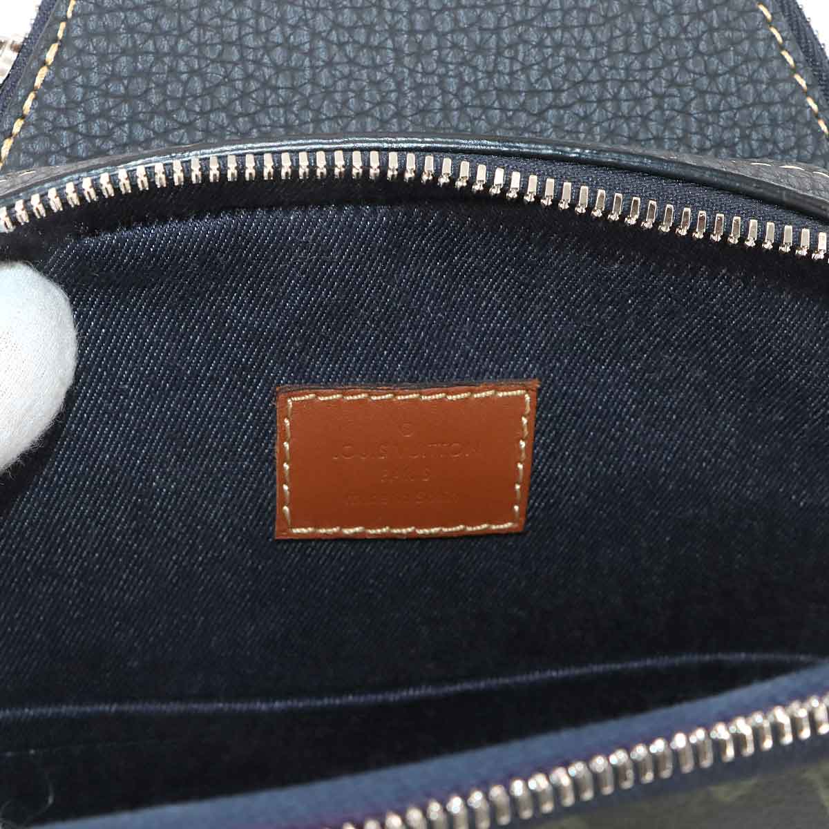 LV Fall Monogram Record Avenue Slingbag bag M46344