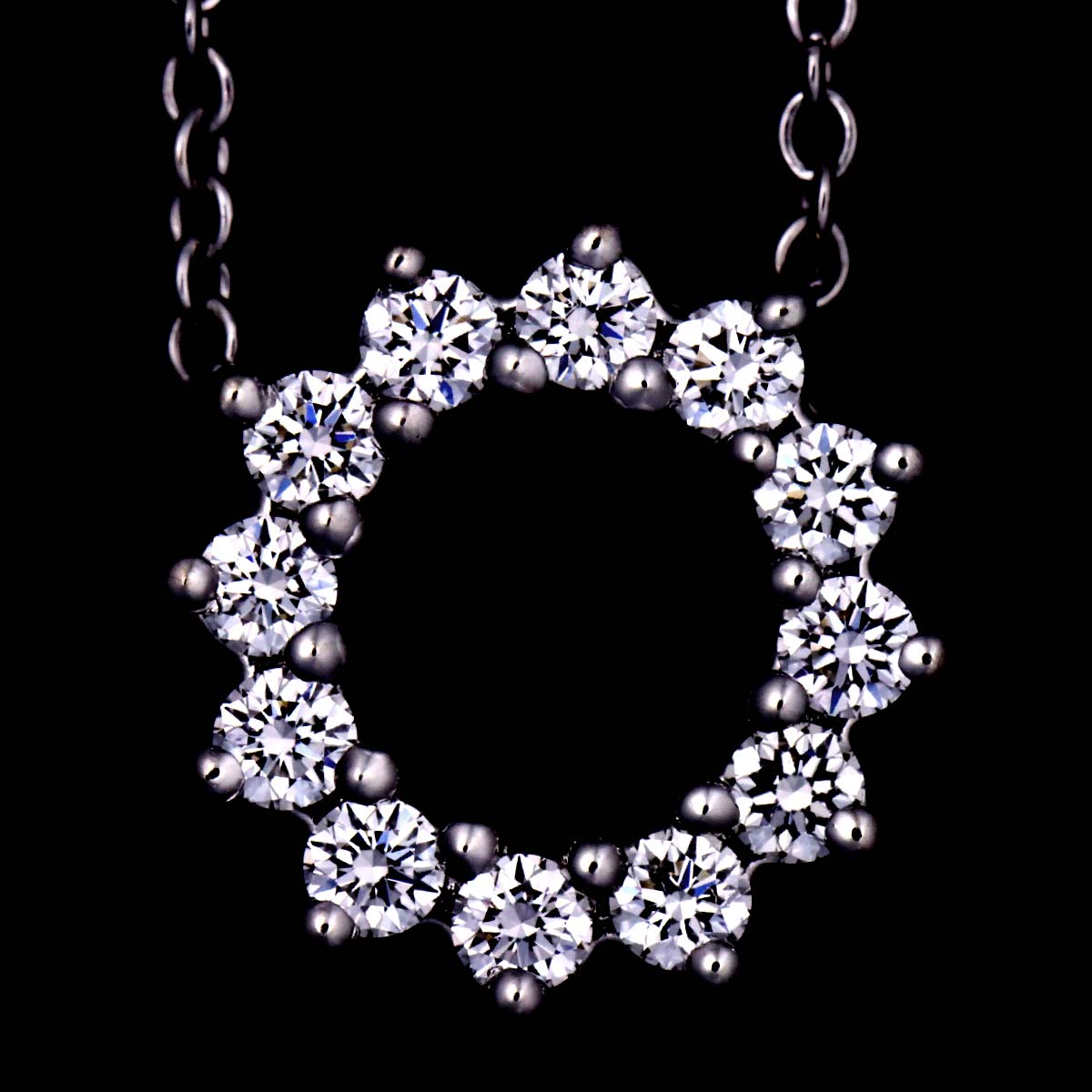 Open Circle Mini Diamond Necklace Pt Platinum