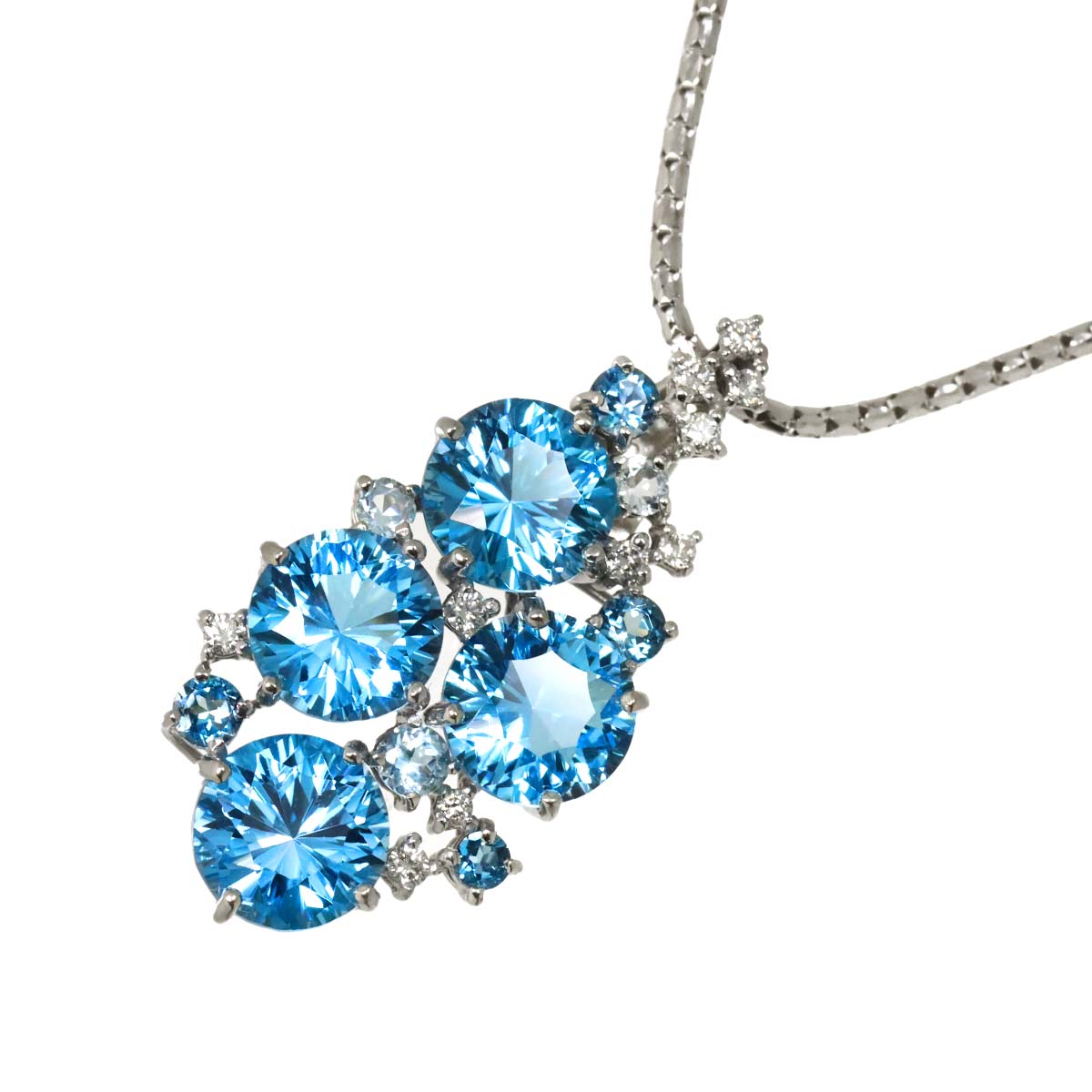 BlueTopaz 9.30/0.65ct Diamond 0.18ct Necklace 18K WG 750
