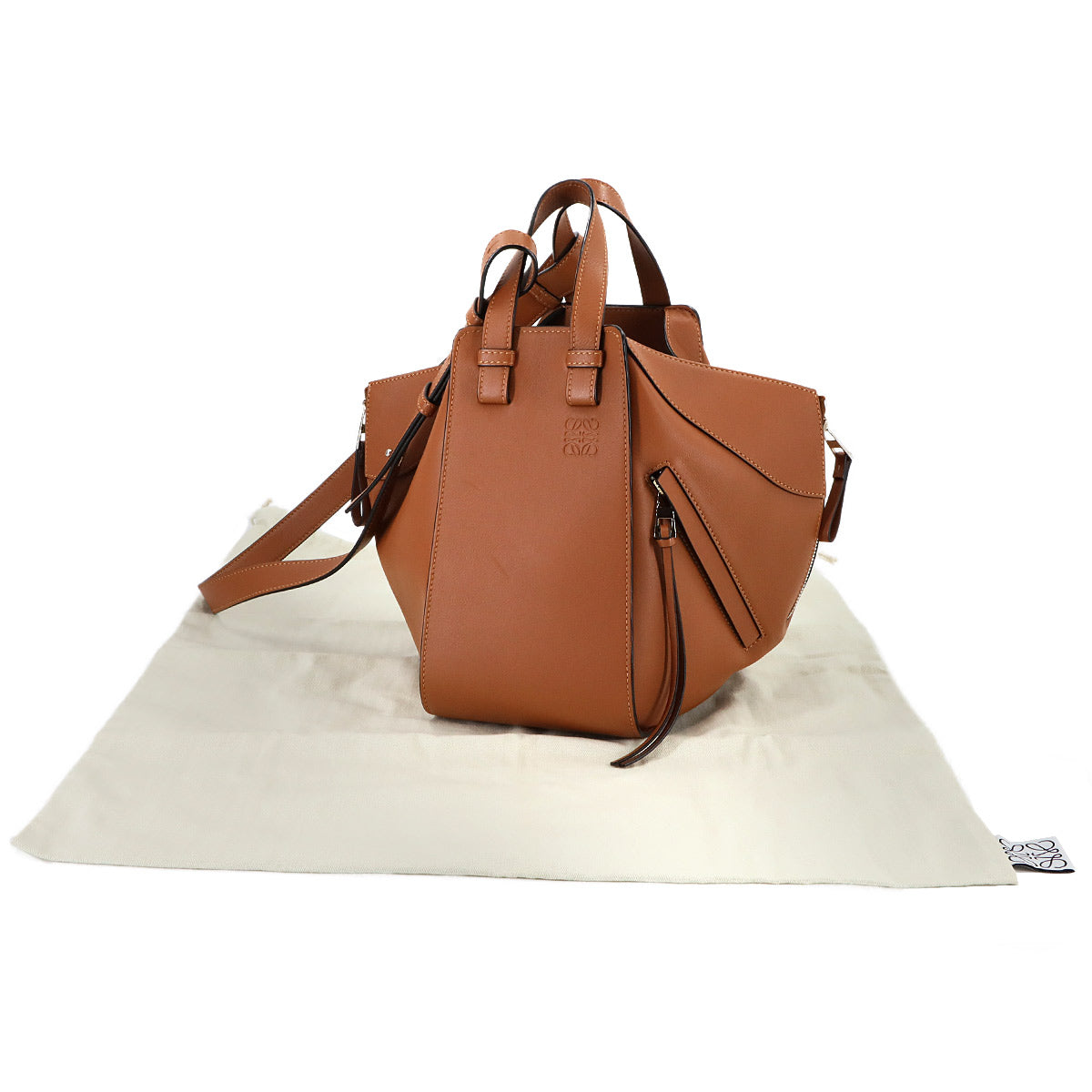 Hammock Small Hand Shoulder Bag Leather Brown 387.30.S35