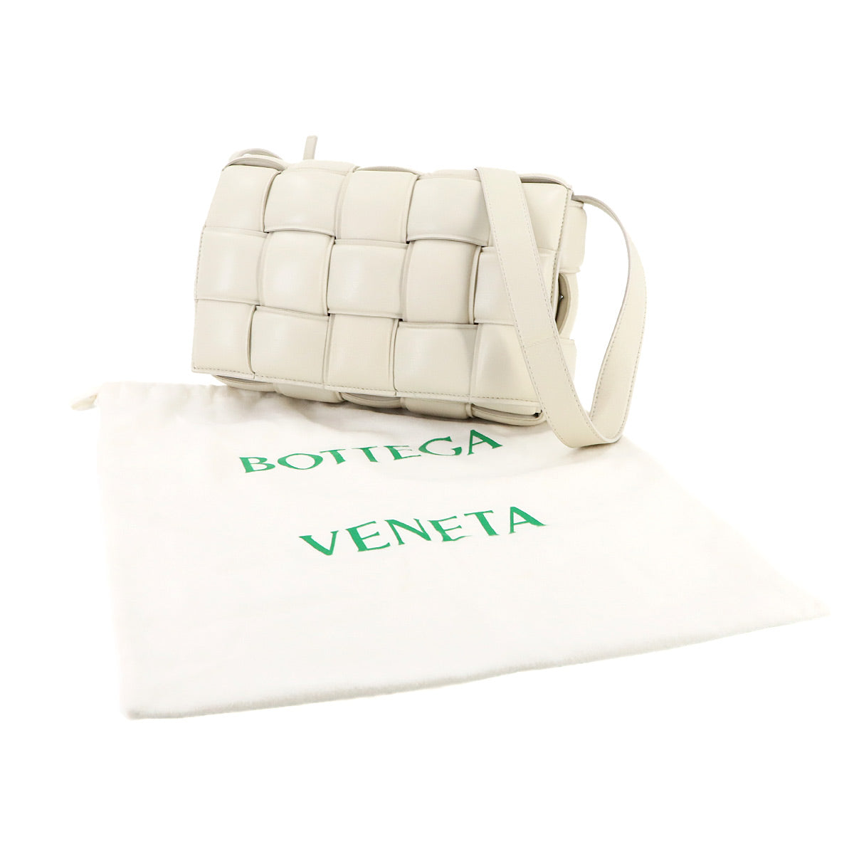 Intrecciato Padded Cassette Shoulder Bag White 591970