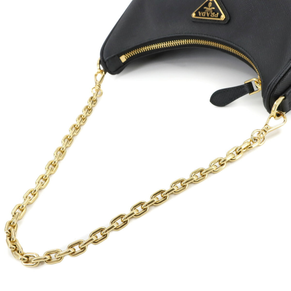 Re-Edition 2005 Shoulder Bag Saffiano Leather Black 1BH204