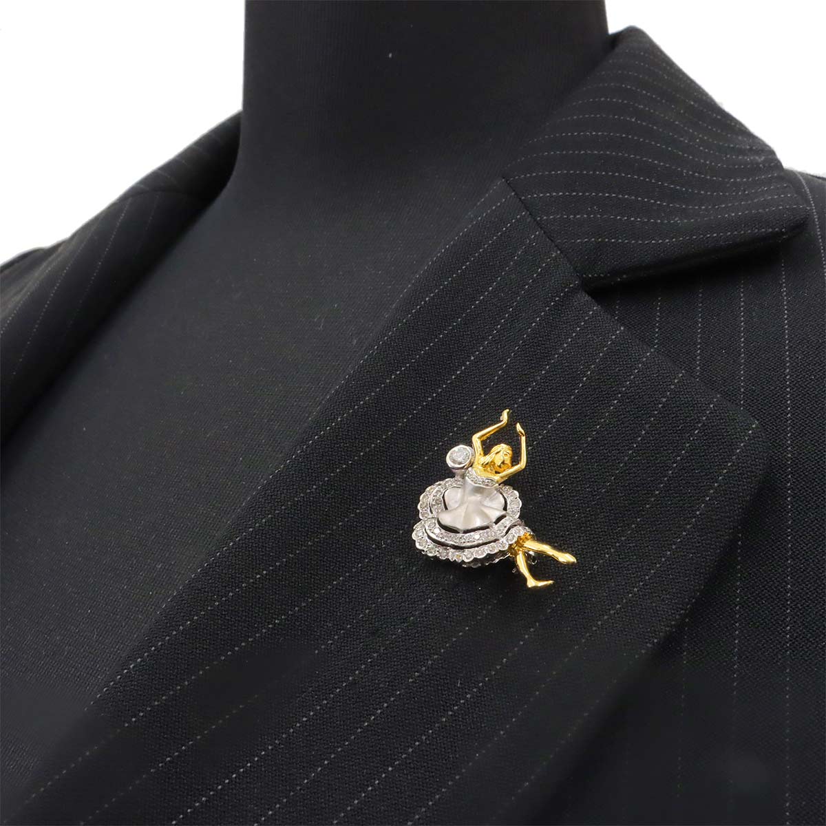 Diamond Brooch 18K WG White Gold 750