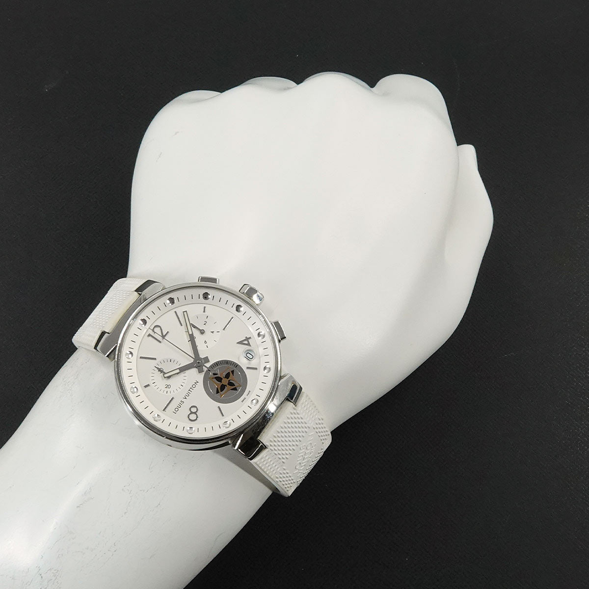 Tambour Moon Star Q8D10 Chronograph Date White Dial