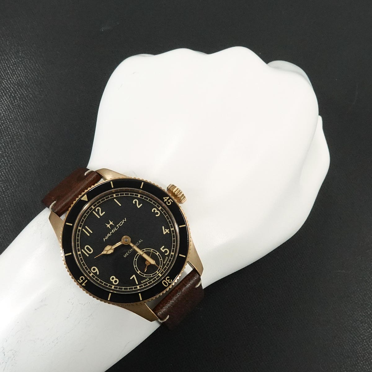 Khaki H767090 Hand Winding bronze Black Dial Mens Watch