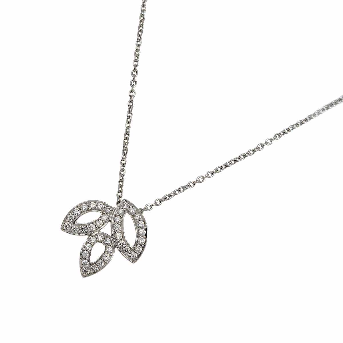 Lily Cluster Mini Diamond Necklace Pt