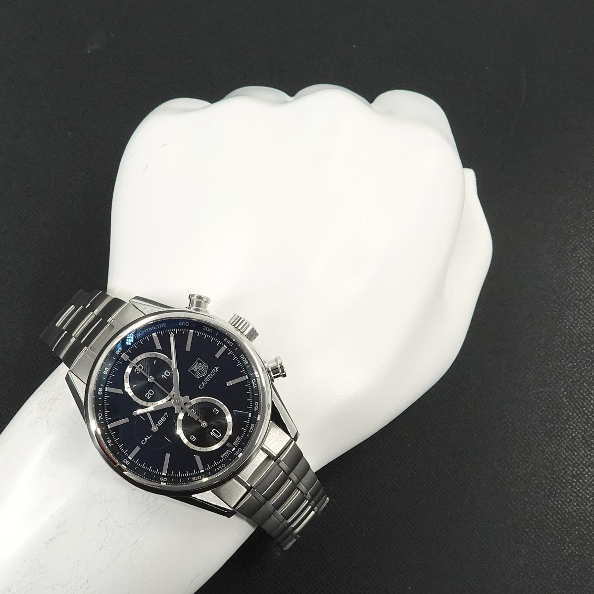 Carrera Chronograph CAR2110-4 Mens Watch Date Black Dial