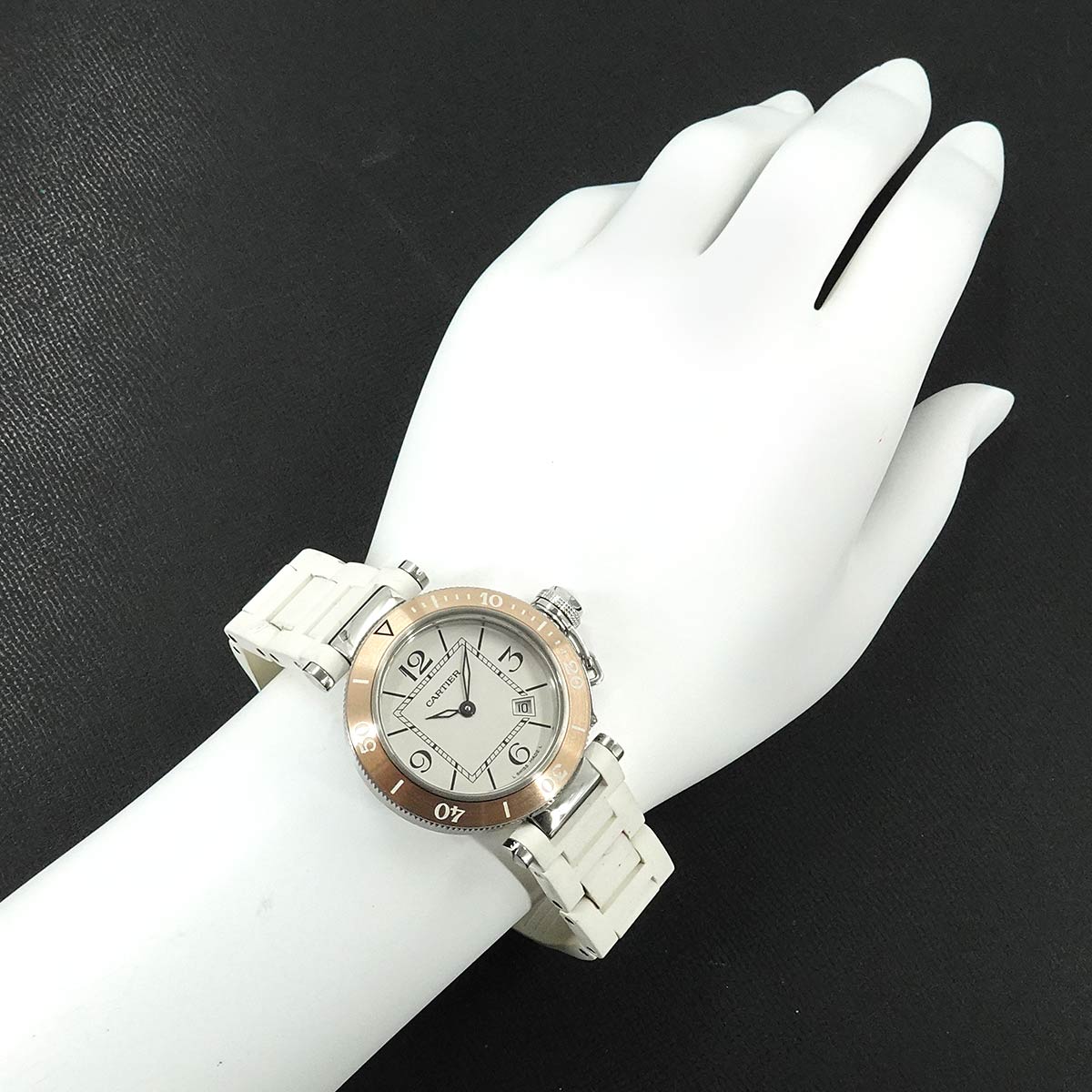 Pasha Seatimer W3140001 750 PG Date Black Dial Ladies Watch