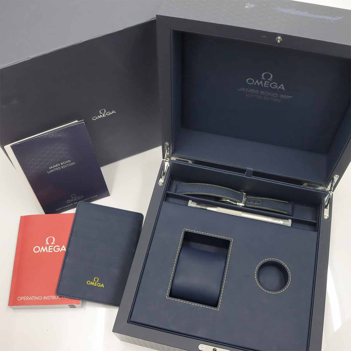 Seamaster Aqua Terra James Bond 231 10 42 21 03 004 Mens Watch