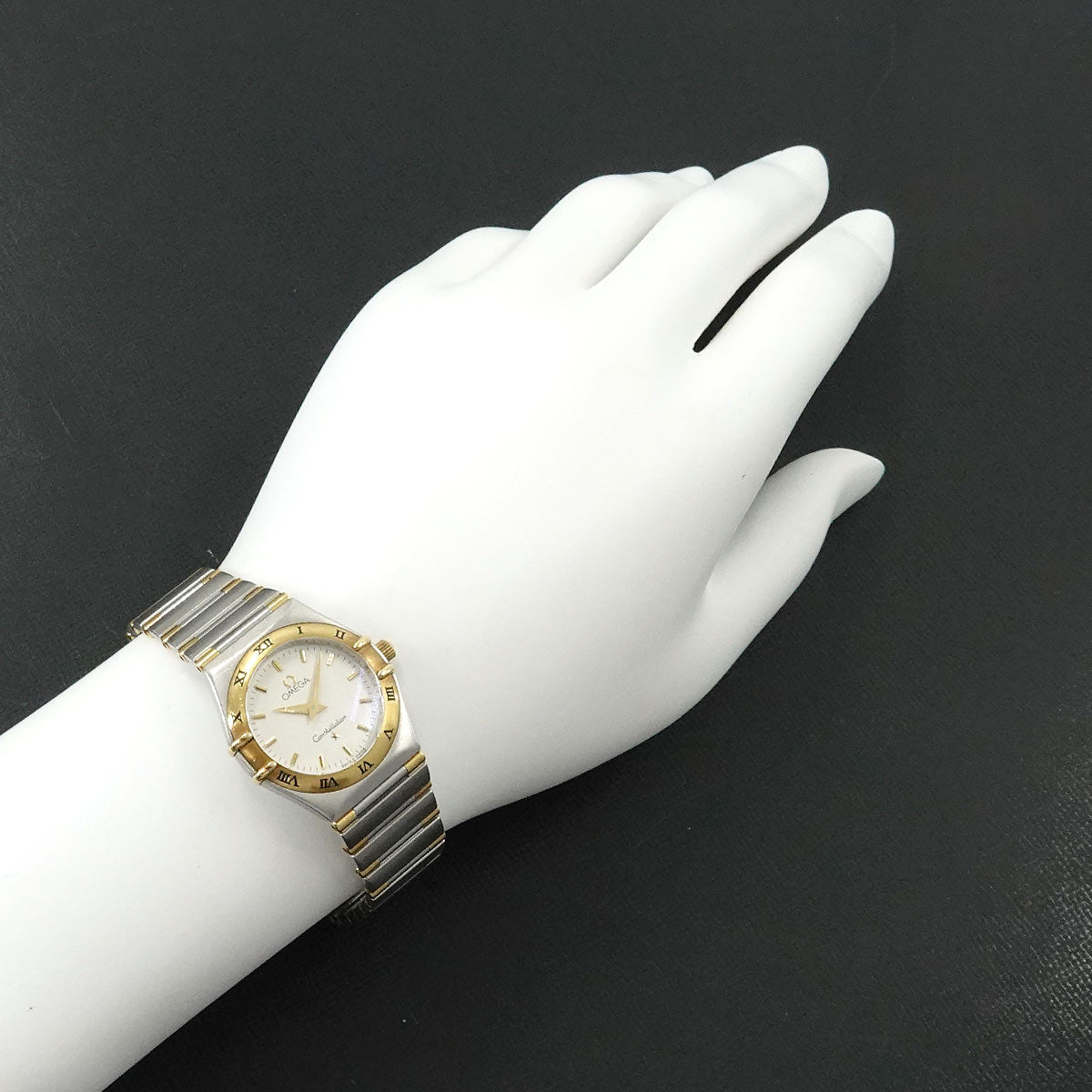 Constellation SM 1372 30 750 YG Quartz Cream Dial