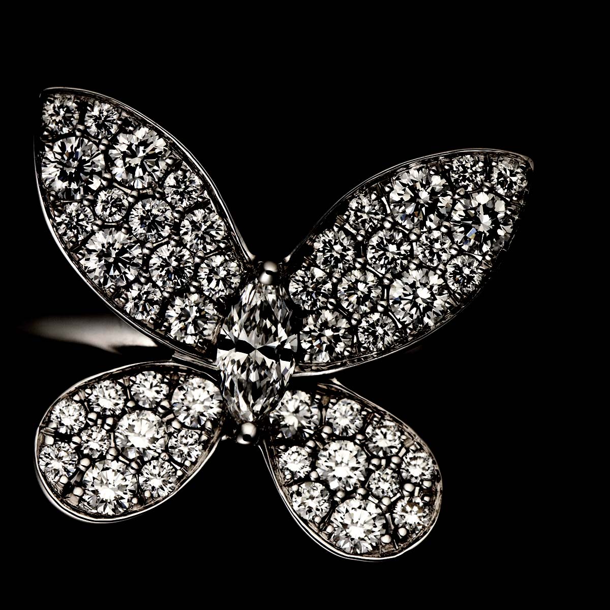 Butterfly Mini Diamond Ring 18K WG 750 size5.5-5.75(US)