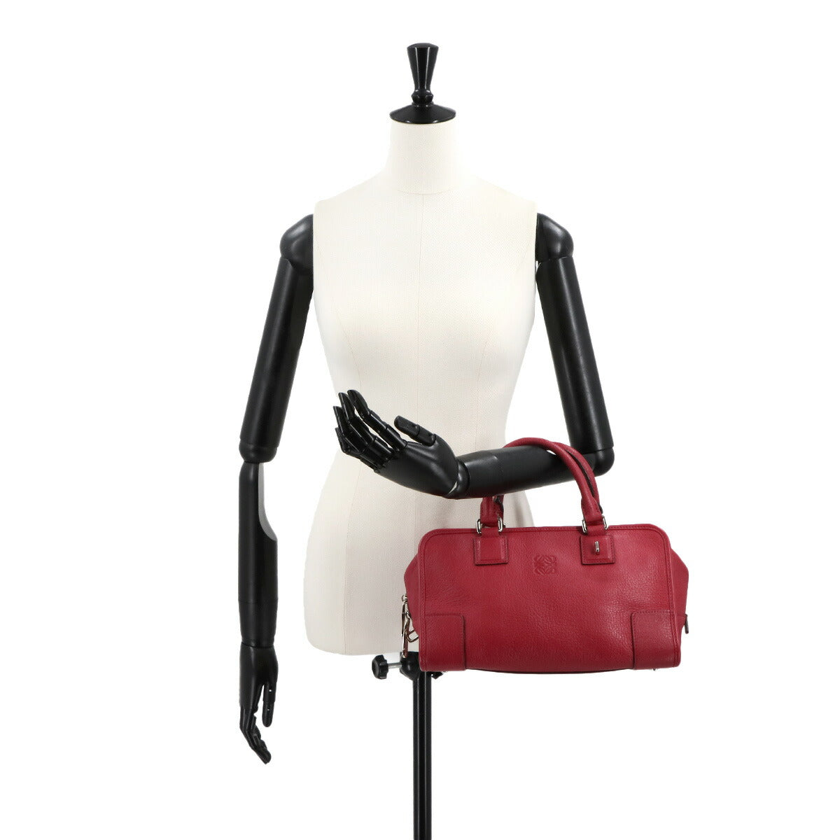 Amazona 28 Hand Bag Leather Red Anagram Purse